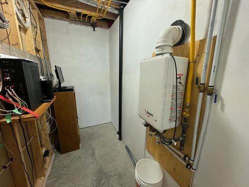 6352 Monck Park Rd, Merritt, BC - Indoor Photo Showing Basement