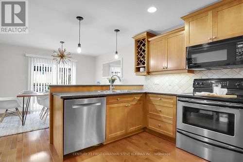 1213 Elson Road, London, ON - Indoor Photo Showing Kitchen