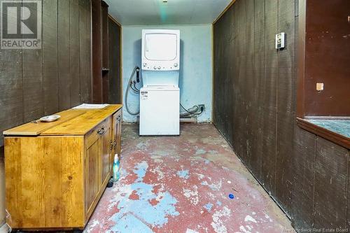 31 Lakeview Drive, Grand Bay-Westfield, NB - Indoor Photo Showing Laundry Room