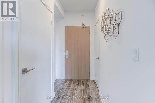 636 - 621 Sheppard Avenue E, Toronto, ON - Indoor Photo Showing Other Room