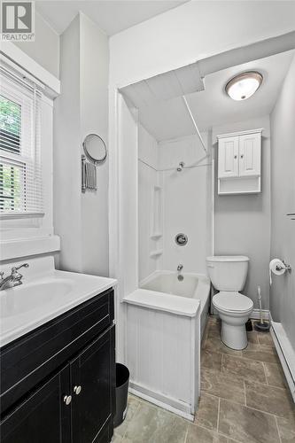 134 Casey Street, St. John'S, NL - Indoor Photo Showing Bathroom