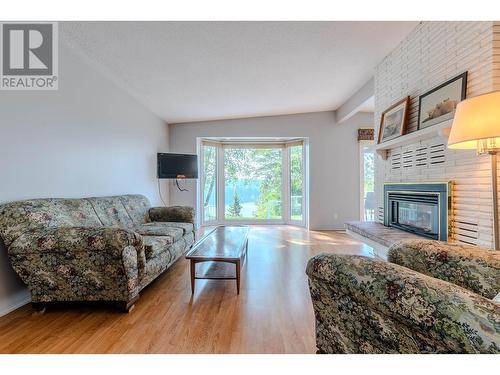 412 Williams Crescent, Prince George, BC - Indoor Photo Showing Living Room With Fireplace