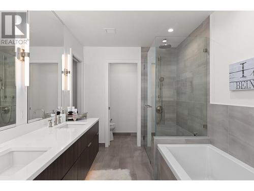 3000 Ariva Drive Unit# 3205, Kelowna, BC - Indoor Photo Showing Bathroom