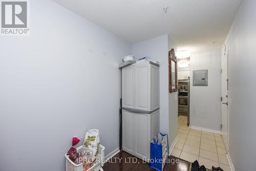 2111 - 6 Dayspring Circle, Brampton, ON - Indoor Photo Showing Other Room