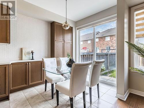 31 Kamori Road, Caledon, ON - Indoor Photo Showing Dining Room