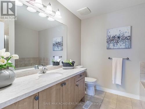 31 Kamori Road, Caledon, ON - Indoor Photo Showing Bathroom