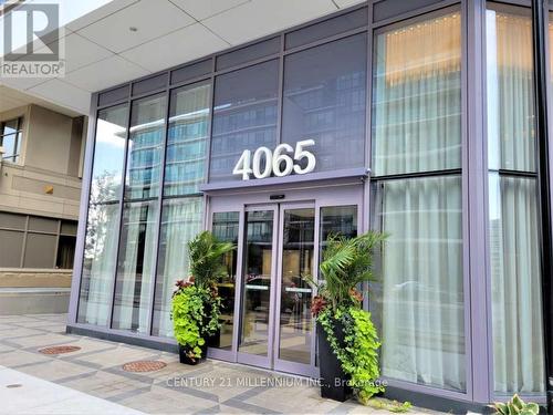 2204 - 4065 Confederation Parkway, Mississauga, ON - Outdoor