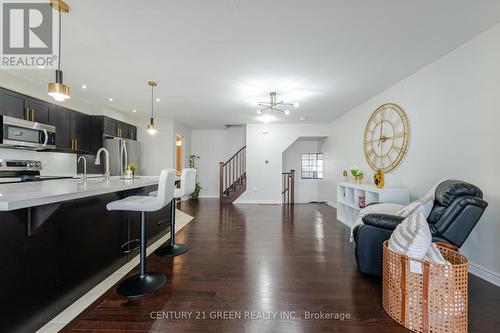 84 - 1000 Asleton Boulevard W, Milton, ON - Indoor Photo Showing Kitchen With Upgraded Kitchen