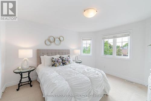 13 Classic Drive, Brampton, ON - Indoor Photo Showing Bedroom