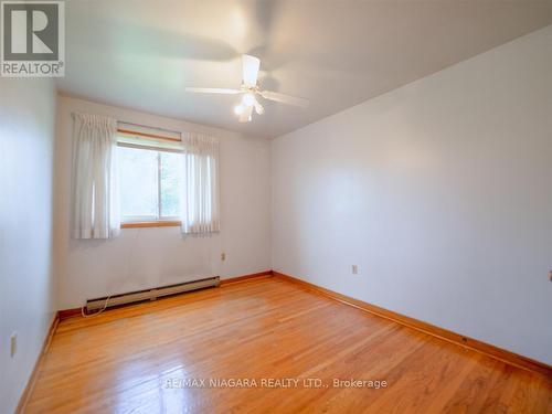 6 Third Avenue, Port Colborne, ON - Indoor Photo Showing Other Room