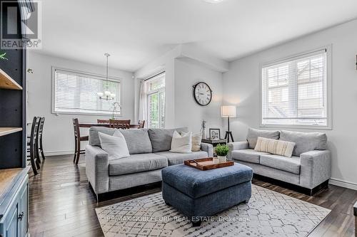 49 - 310 Fall Fair Way, Hamilton, ON - Indoor Photo Showing Living Room