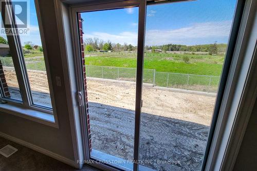 59 Lloyd Davies Way, Hamilton, ON - Indoor Photo Showing Other Room