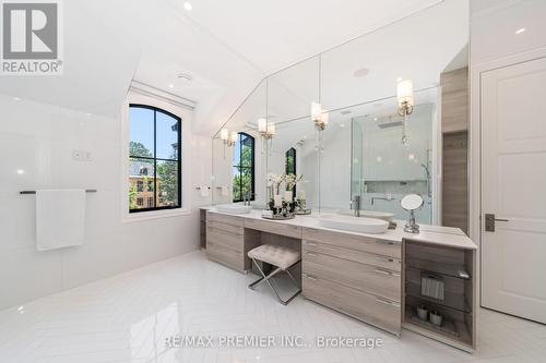 205 The Bridle Path, Toronto, ON - Indoor Photo Showing Bathroom