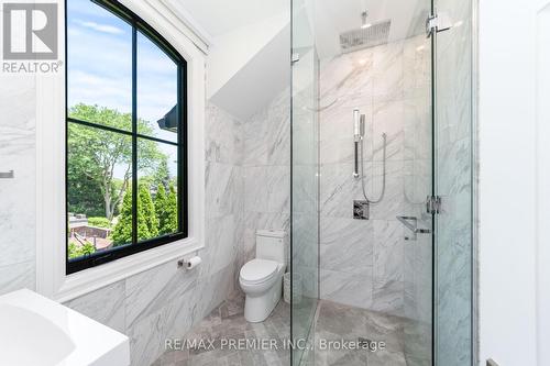 205 The Bridle Path, Toronto, ON - Indoor Photo Showing Bathroom