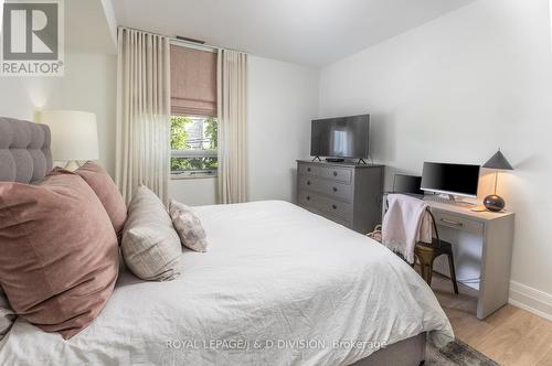 34 - 33 Price Street, Toronto, ON - Indoor Photo Showing Bedroom