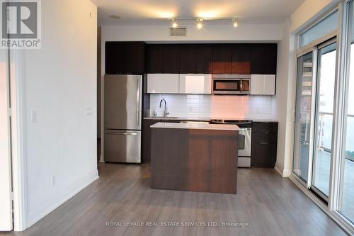 3105 - 56 Annie Craig Drive, Toronto, ON - Indoor Photo Showing Kitchen