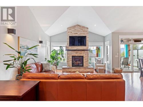 12852 Apex Drive, Lake Country, BC - Indoor Photo Showing Living Room With Fireplace