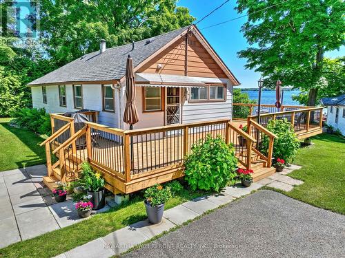 210 Wrenhaven Road, Kawartha Lakes, ON - Outdoor With Deck Patio Veranda