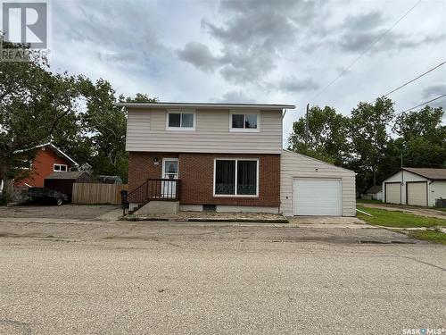 1115 Winnipeg Avenue, Milestone, SK - Outdoor