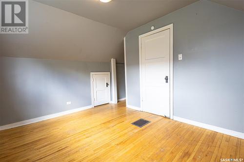 215 6Th Street E, Prince Albert, SK - Indoor Photo Showing Other Room