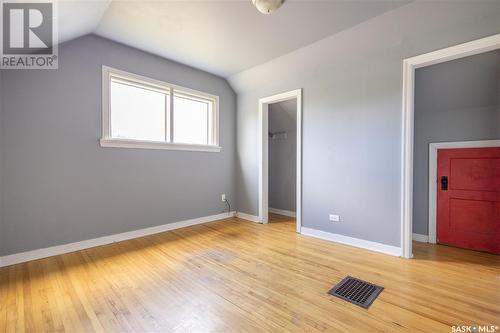 215 6Th Street E, Prince Albert, SK - Indoor Photo Showing Other Room