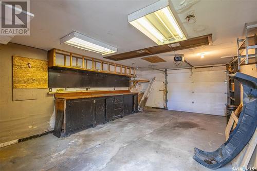 215 6Th Street E, Prince Albert, SK - Indoor Photo Showing Garage