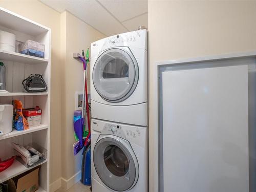 1408-75 Martin Street, Penticton, BC - Indoor Photo Showing Laundry Room