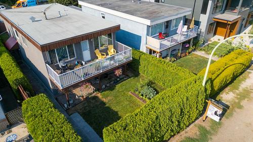 960 Wilson Avenue, Kelowna, BC - Outdoor