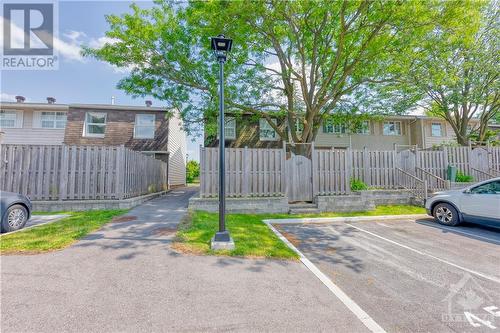 1379 Cahill Drive Unit#45, Ottawa, ON - Outdoor