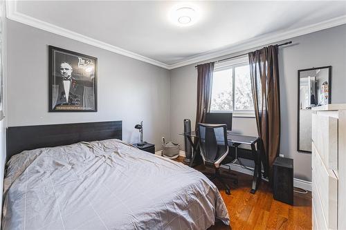 3361 Palmer Drive, Burlington, ON - Indoor Photo Showing Bedroom