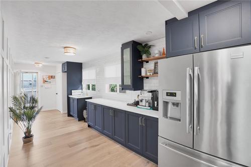 87 Essling Avenue, Hamilton, ON - Indoor Photo Showing Kitchen With Upgraded Kitchen