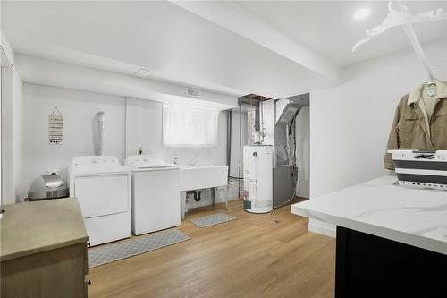 87 Essling Avenue, Hamilton, ON - Indoor Photo Showing Laundry Room