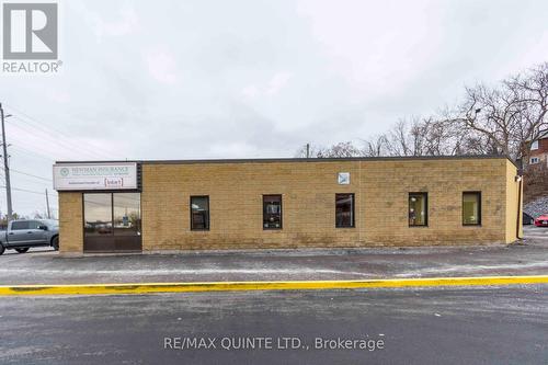 62 Dundas Street W, Belleville, ON 