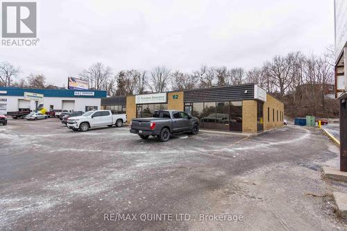 62 Dundas Street W, Belleville, ON 