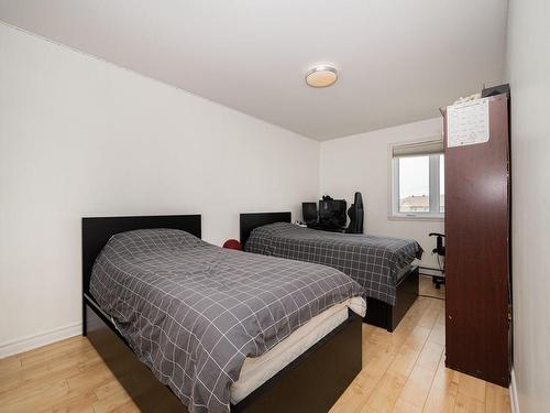 Chambre Ã Â coucher - 403-14389 Rue Jolicoeur, Montréal (Pierrefonds-Roxboro), QC - Indoor Photo Showing Bedroom