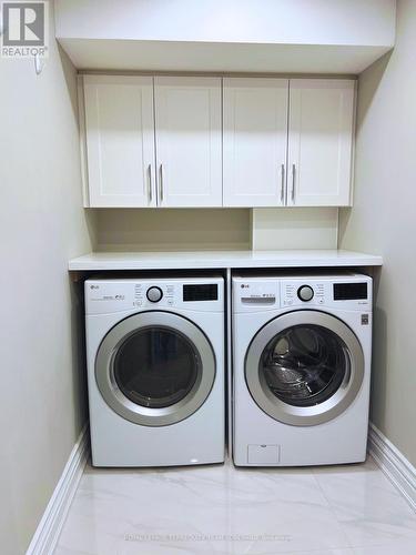 312 - 7 Townsgate Drive, Vaughan (Crestwood-Springfarm-Yorkhill), ON - Indoor Photo Showing Laundry Room