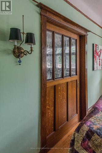 65 Albert Street N, Kawartha Lakes, ON - Indoor Photo Showing Bedroom