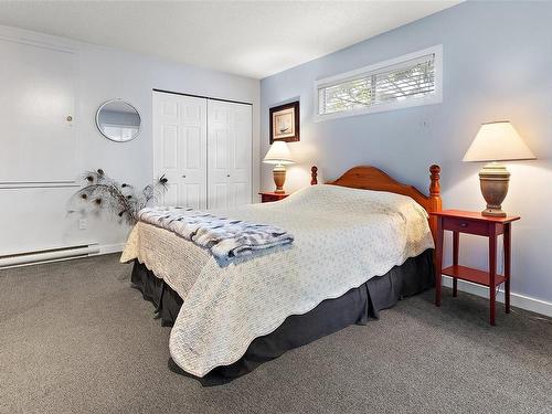 521-1600 Stroulger Rd, Nanoose Bay, BC - Indoor Photo Showing Bedroom