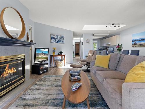 521-1600 Stroulger Rd, Nanoose Bay, BC - Indoor Photo Showing Living Room With Fireplace