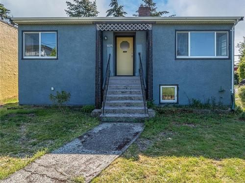 1905 Lee Ave, Victoria, BC 