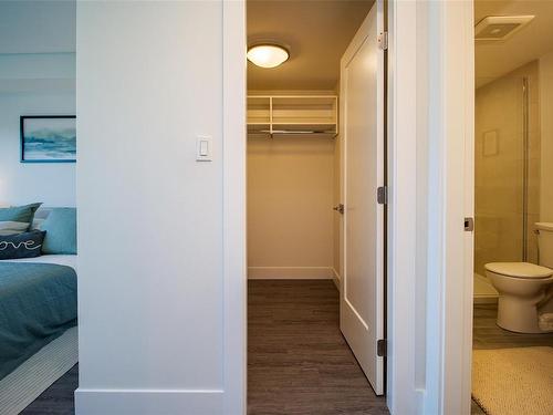 502-135 Haliburton St, Nanaimo, BC - Indoor Photo Showing Bathroom