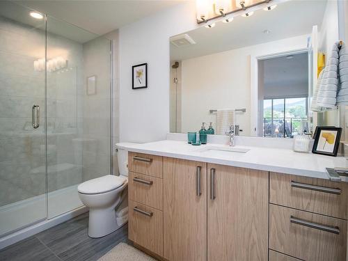 502-135 Haliburton St, Nanaimo, BC - Indoor Photo Showing Bathroom