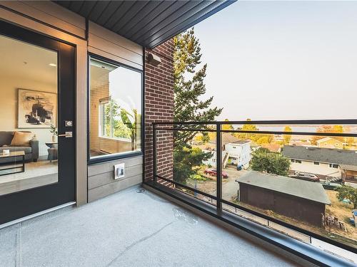 506-147 Haliburton St, Nanaimo, BC - Outdoor With Balcony With Exterior