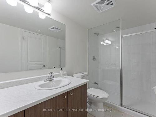 23-150 Long Branch Ave, Toronto, ON - Indoor Photo Showing Bathroom