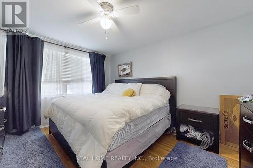 134 Hillcroft Street, Oshawa, ON - Indoor Photo Showing Bedroom