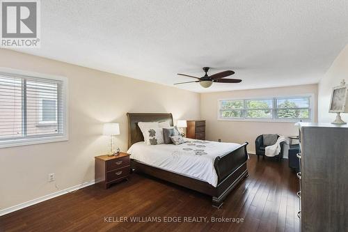 2060 Hunters Wood Drive, Burlington, ON - Indoor Photo Showing Bedroom