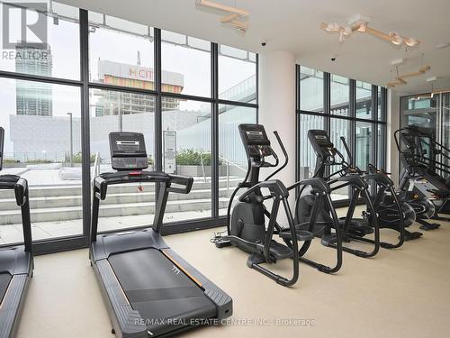 6004 - 3900 Confederation Parkway, Mississauga, ON - Indoor Photo Showing Gym Room