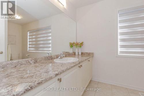 328 Bedrock Drive, Hamilton (Stoney Creek Mountain), ON - Indoor Photo Showing Bathroom