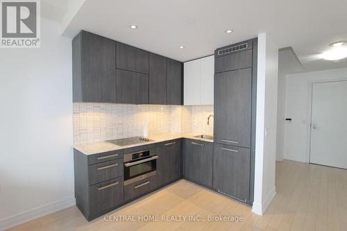 5503 - 8 The Esplanade Street, Toronto, ON - Indoor Photo Showing Kitchen