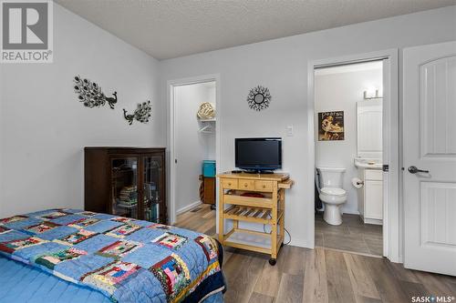 307 Cumming Avenue, Manitou Beach, SK - Indoor Photo Showing Bedroom